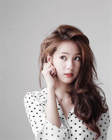 Download image about Pin oleh Ran-King di ~Chinese ActressSinger [Girls]~  Mode wanita, Wanita, Wanita cantik Wanita Keren-image